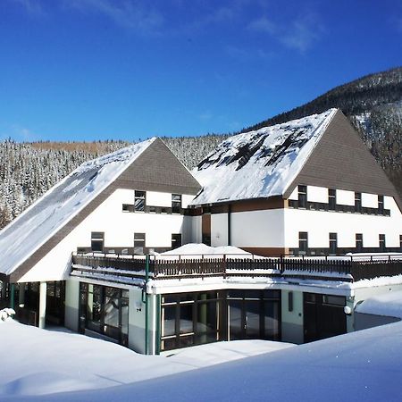 Junges Hotel Annaberg Buitenkant foto
